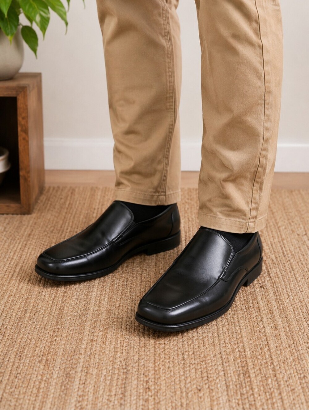 Coach Jerry Men's Black Leather Slip-On Loafers Made in Italy Size 8D Square Toe